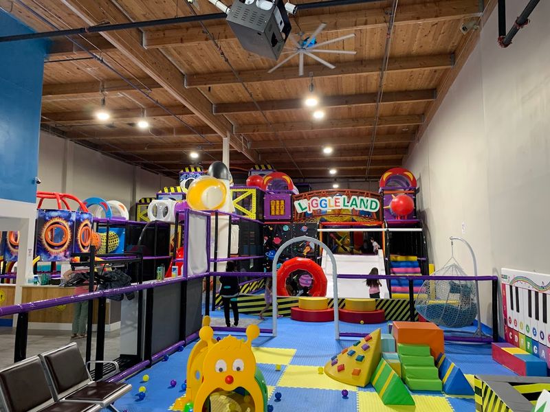 Liggle Land, Tigard