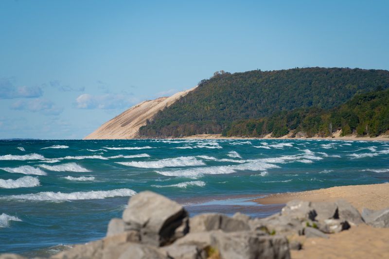 These 10 Michigan Beaches Are Made For Finding Petoskey Stones And Yooperlites - Decor Hint Empire Beach, Empire