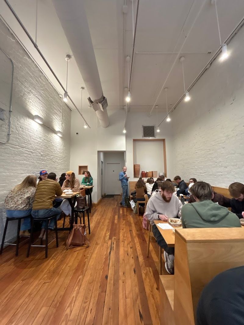 These Are Kentucky's Best Restaurants, According To ChatGPT - Decor Hint In Season Harvest Kitchen