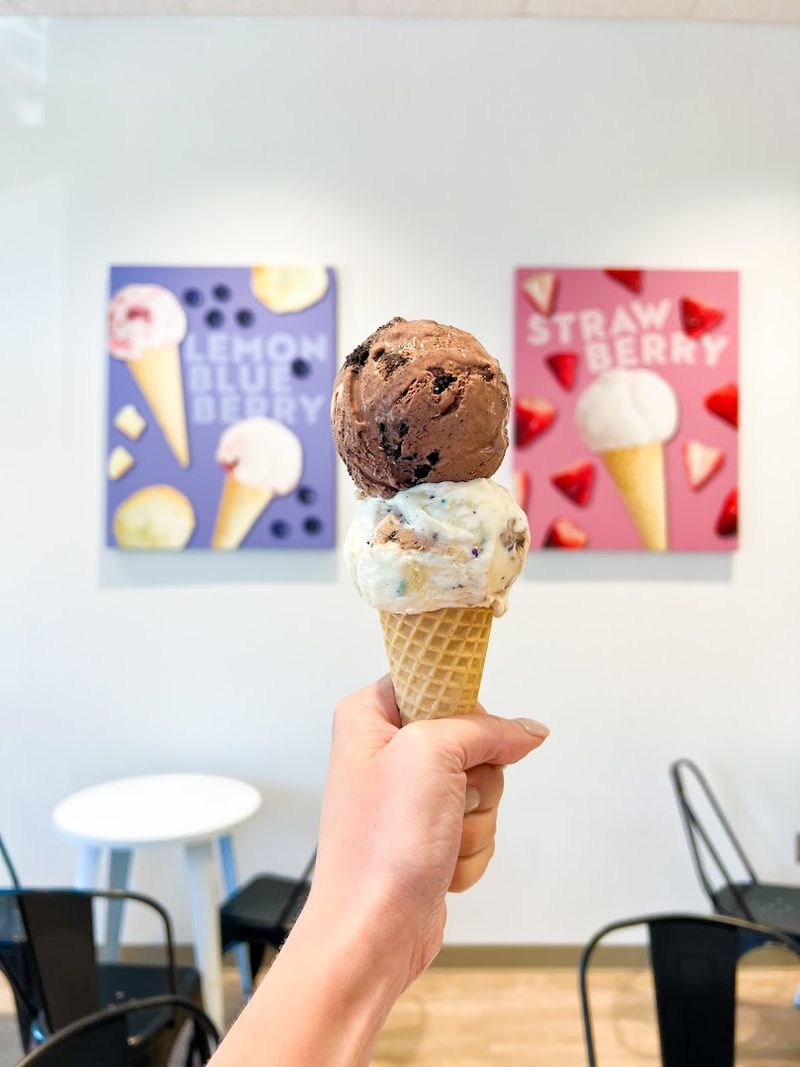 (402) Creamery At Fallbrook