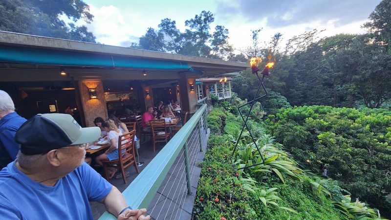 Why The Windward Side Is Worth The Drive
