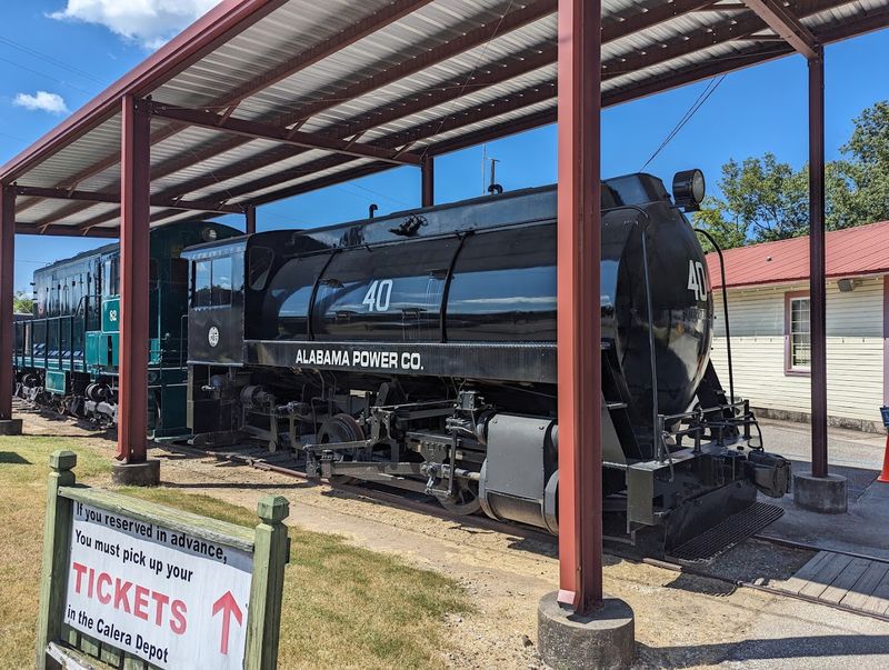 This Scenic Train Ride Through Alabama's Countryside Is A Must-See Experience - Decor Hint Seasonal Special Events Throughout The Year