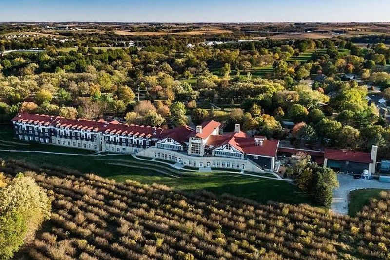 Arbor Lodge History Gives The Stay More Depth Than A Regular Hotel Weekend