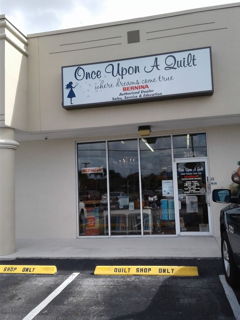 These 9 Florida Fabric Shops Are Packed With Finds Every Quilter Will Love - Decor Hint Once Upon a Quilt
