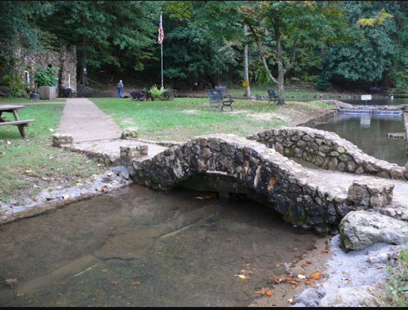 Rolater Park Spring In Cave Spring