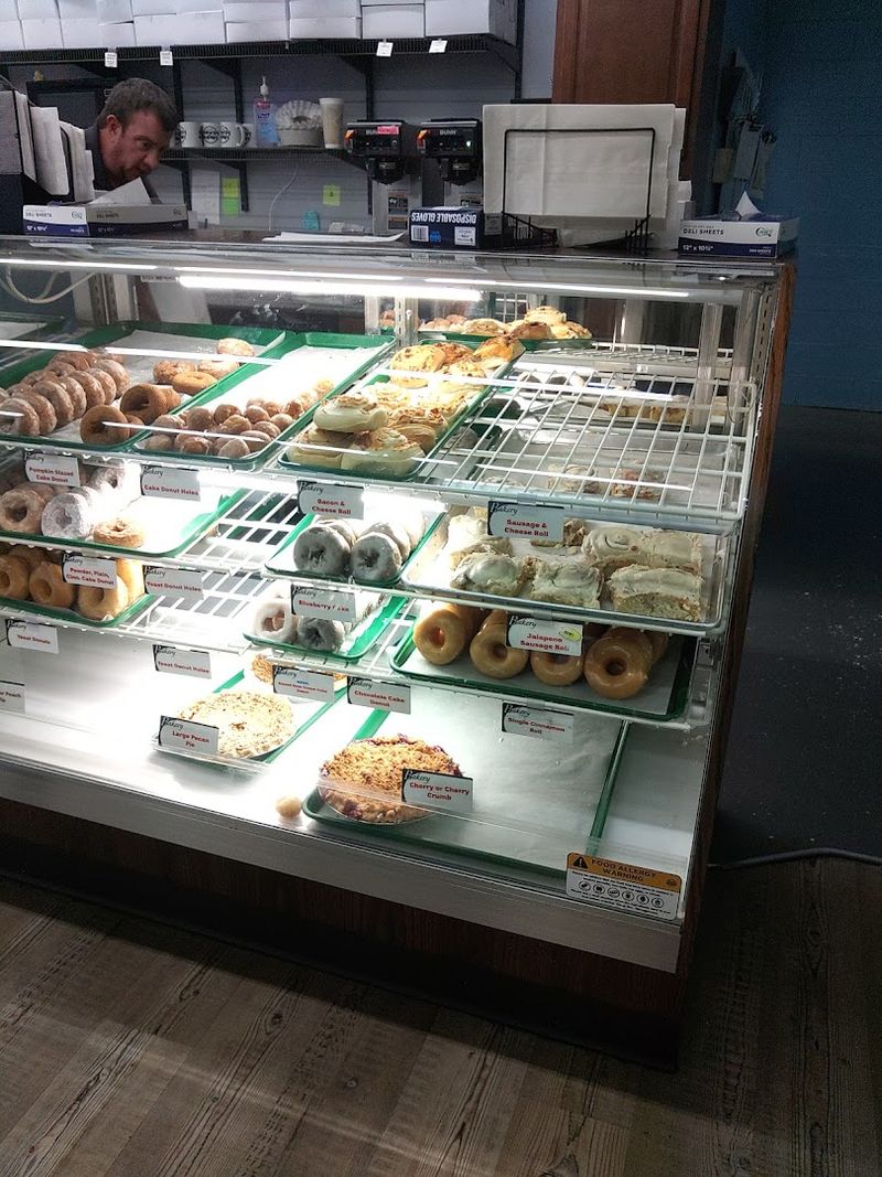 14 Indiana Bakeries That Locals Keep Recommending Again And Again - Decor Hint Magic Morning Bakery
