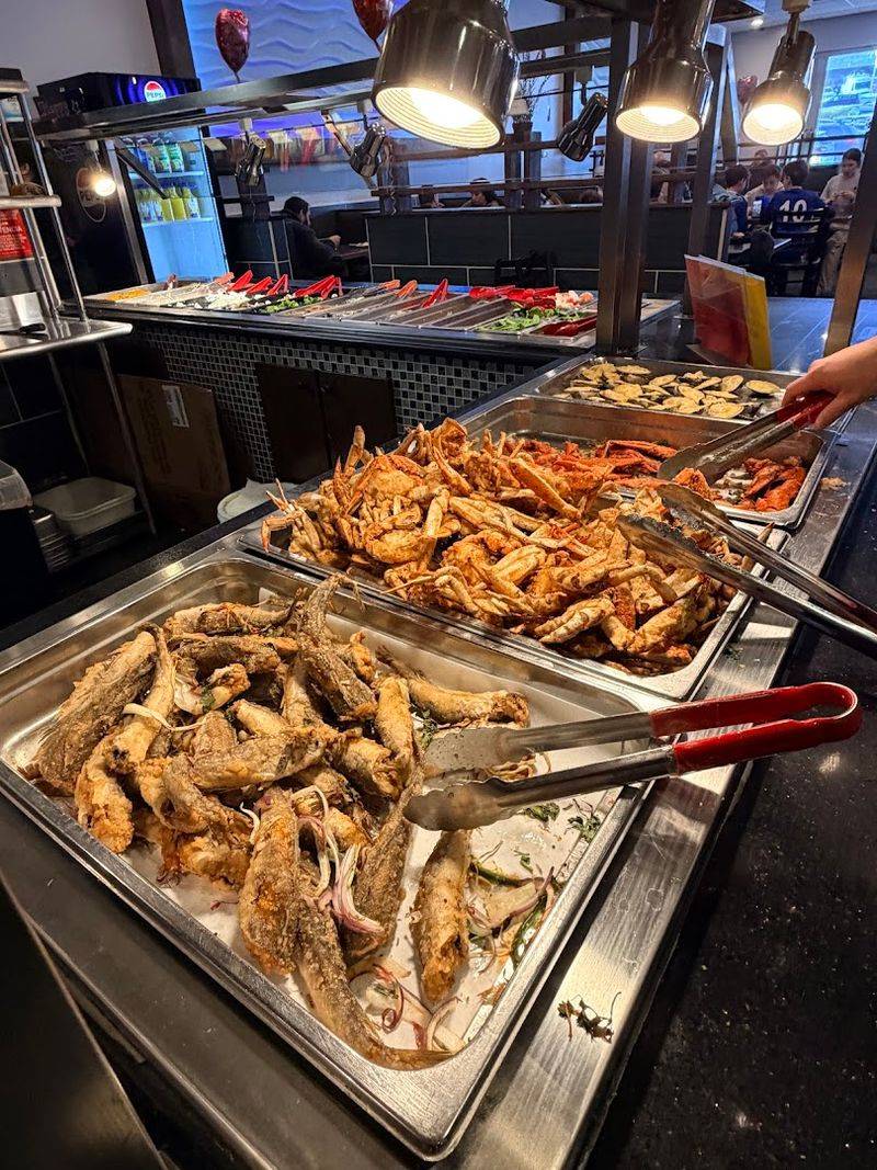 Hot Dishes Beyond The Sea