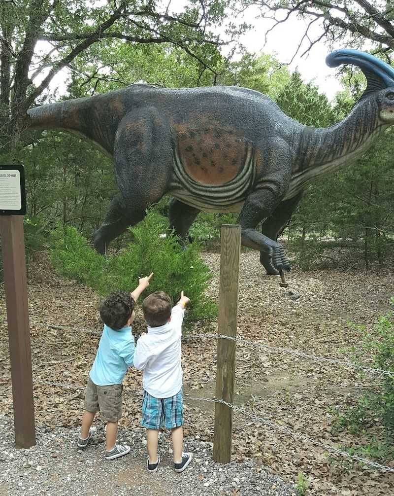 The I-Spy-A-Saurus Scavenger Hunt Keeps Kids Fully Engaged