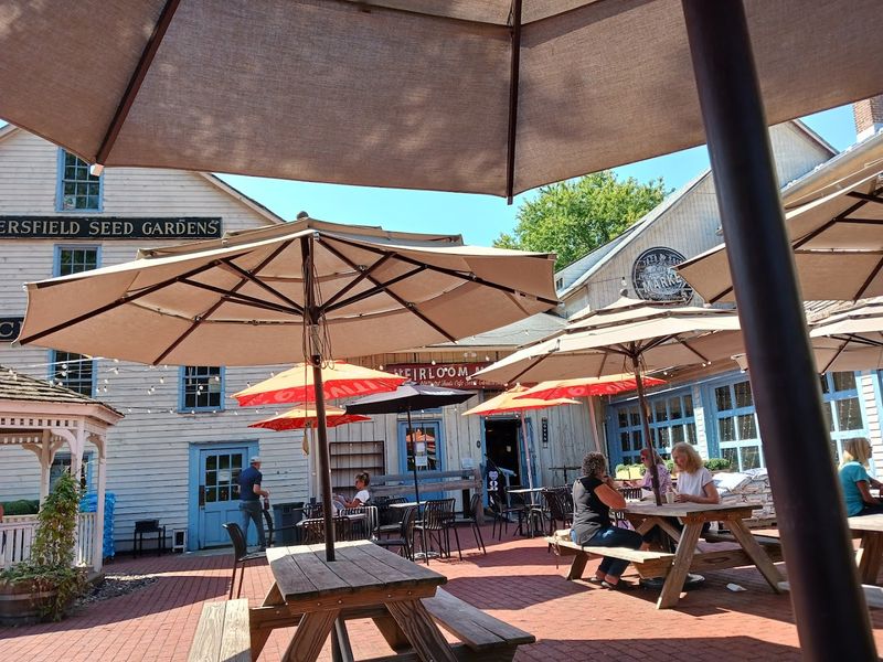 Heirloom Market At Comstock Ferre, Wethersfield