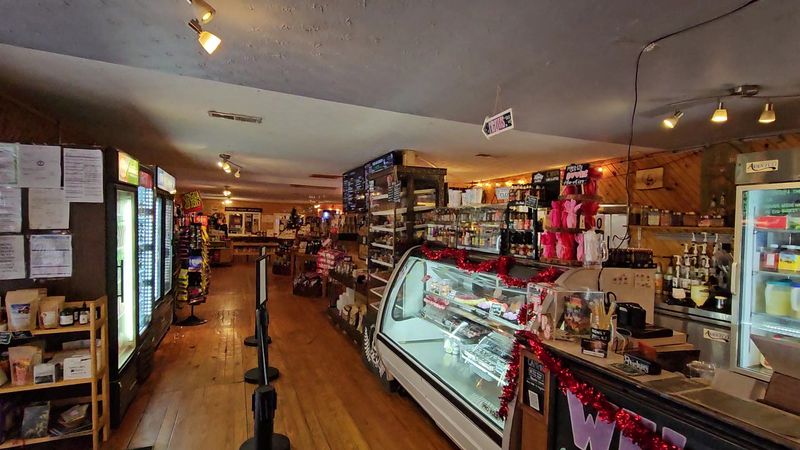8 Charming Eastern Kentucky Country Stores Most People Have Never Heard Of - Decor Hint Daniel Boone Coffee Shop, Slade