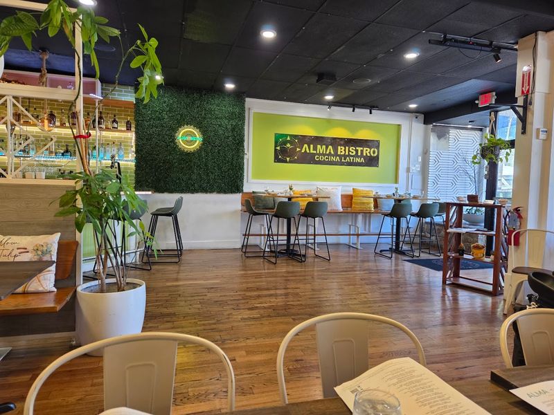 Alma Bistro, Norwalk