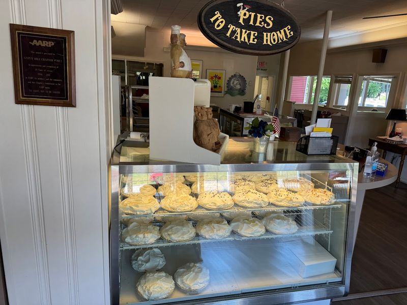 Mrs. Rowe's Restaurant, Bakery & Catering, Staunton