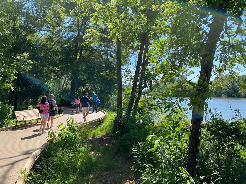 15 Amazing Georgia Summer Day Trips That Are Big On Fun And Easy On The Budget - Decor Hint Chattahoochee Nature Center