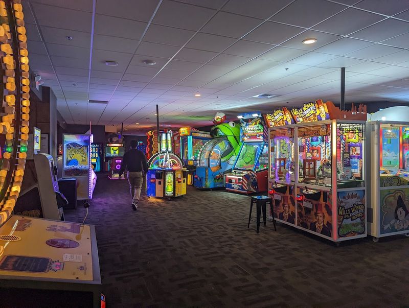 This 65,000-Square-Foot Connecticut Attraction Feels Like One Giant Adventure Playground - Decor Hint Arcade Games And VR That Keep Everyone Busy