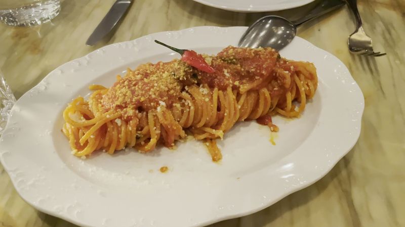 This California Italian Restaurant Brings Roman Pasta Energy Straight To Los Angeles - Decor Hint Handmade Pasta Gets The Spotlight