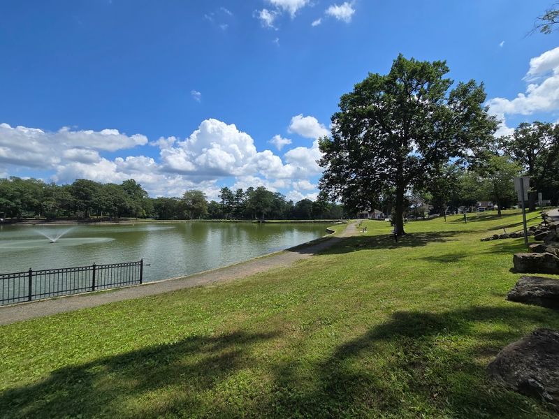 These 10 Stunning Connecticut Destinations Feel Like A Trip Through Europe - Decor Hint Hubbard Park & Castle Craig, Meriden