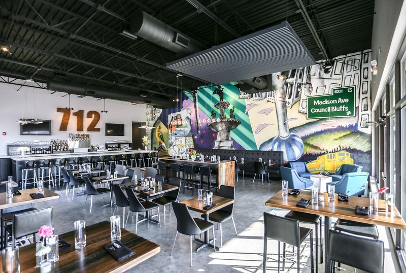 712 Eat + Drink, Council Bluffs