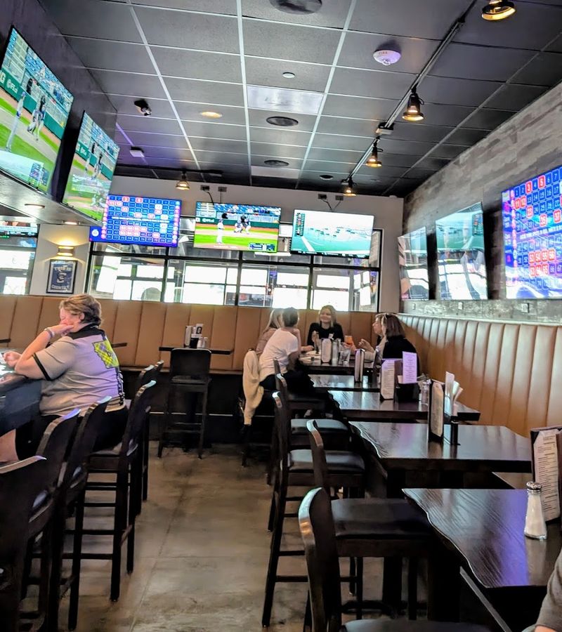 Lux American Grill, Papillion