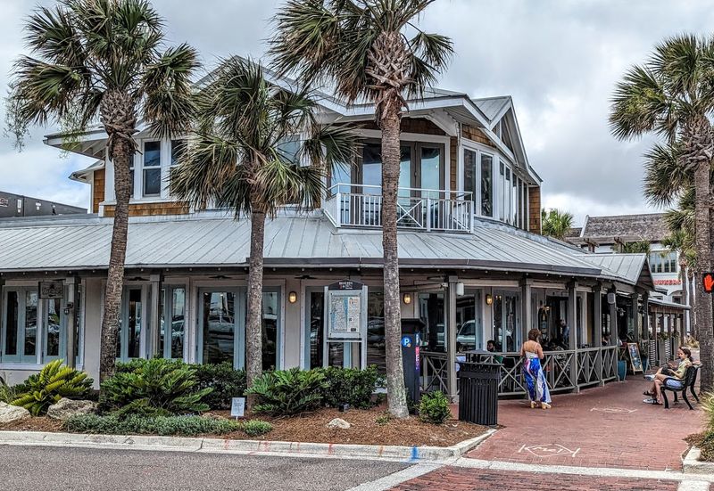North Beach Fish Camp, Neptune Beach
