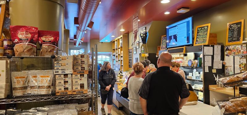 How To Beat The Crowd And Order Smart