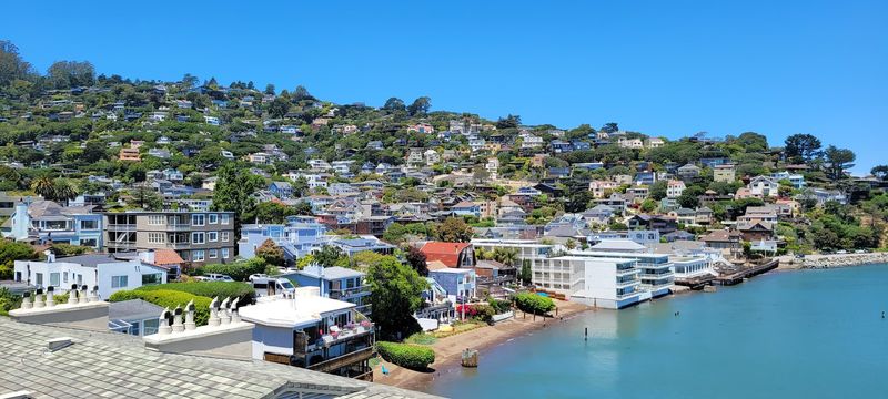 South Banana Belt, Sausalito