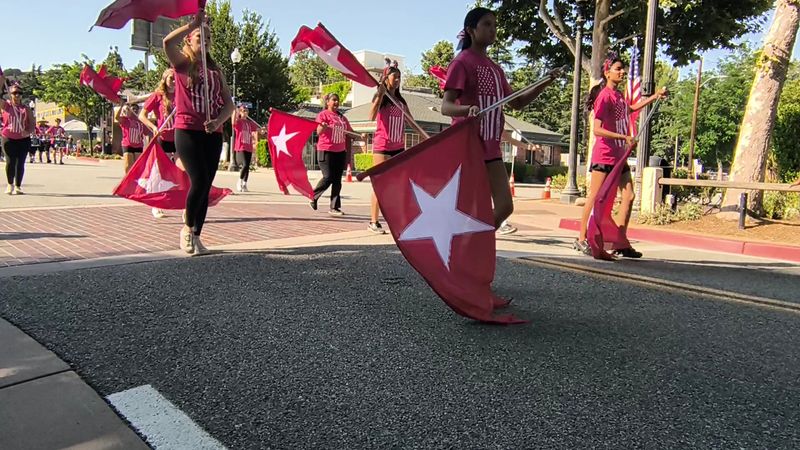 Santa Clarita Valley Fourth Of July Parade, Old Town Newhall