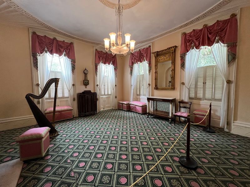 Owens-Thomas House And Slave Quarters