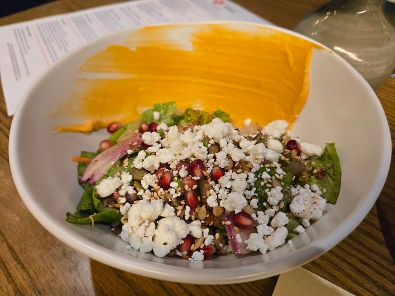 Fresh Produce Gives The Dining Room Its Main Character
