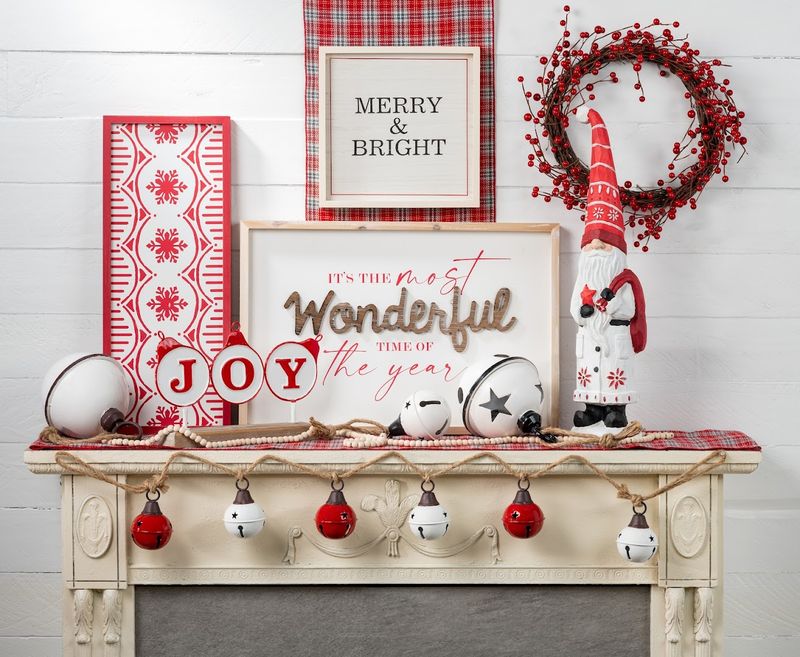 Custom Framing Adds Another Reason To Linger