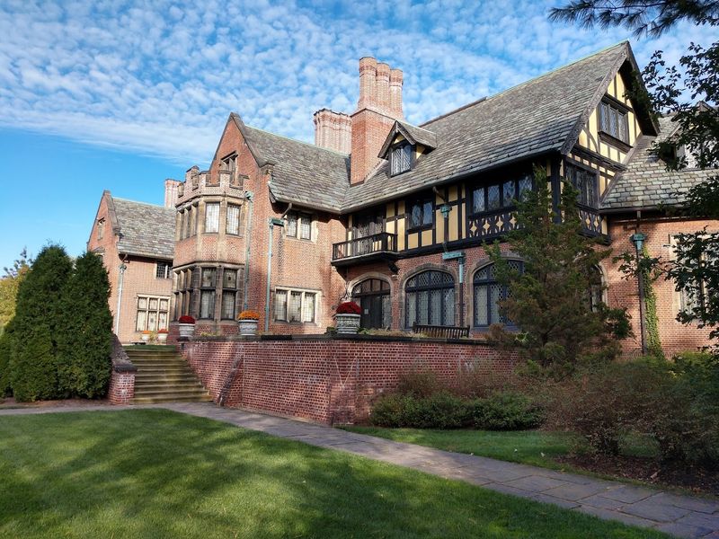 One Hidden Ohio Destination Looks Like Something From A Dream - Decor Hint Tour Options For Every Type Of Visitor