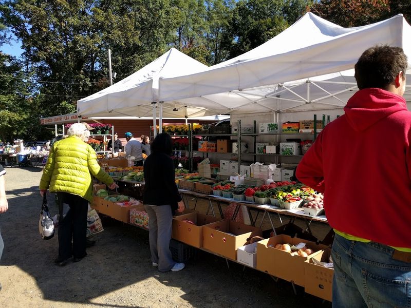 A Classic Flea Market Feel