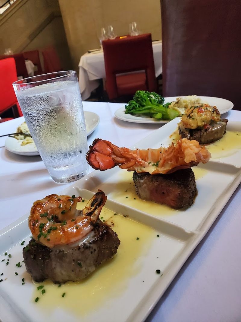 Why Eat Anywhere Ordinary When Pennsylvania Has These 9 Unique Restaurants - Decor Hint Del Frisco's Double Eagle Steakhouse, Philadelphia