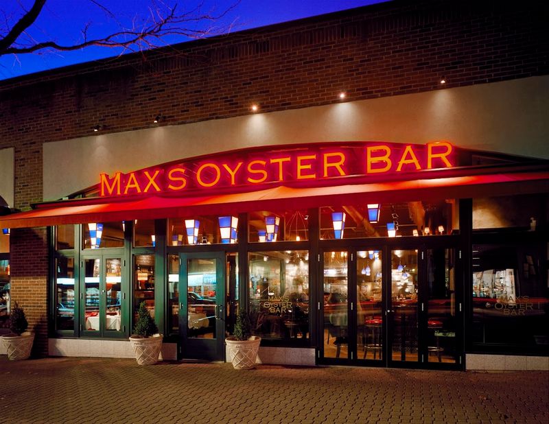 These 12 Connecticut Oyster Spots Serve Flavor That Lands Every Time - Decor Hint Max's Oyster Bar, West Hartford