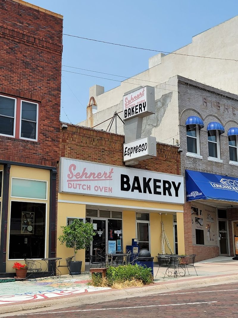 Lucy's Bakery & Cafe - Cinnamon Rolls