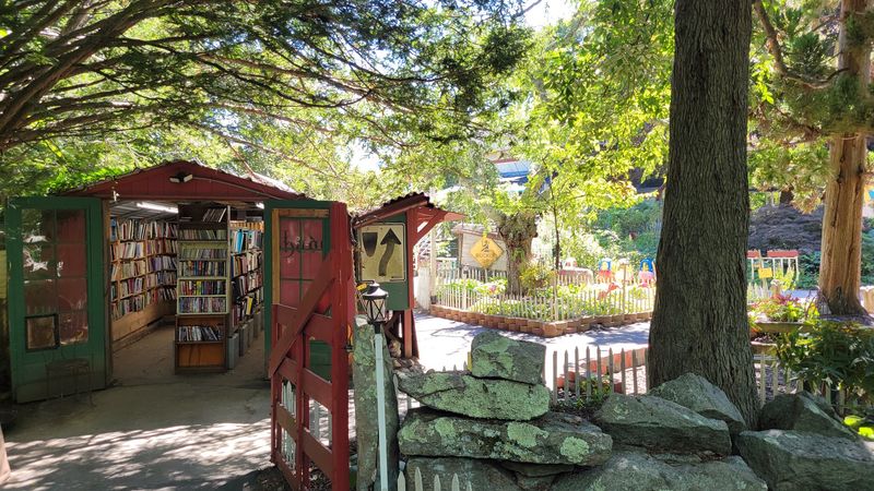 The Main Barn Has Garden Paths