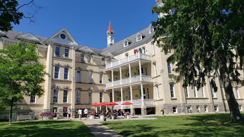 This Eerie Michigan Asylum Tour Hides A Whole World Beneath The Surface - Decor Hint Tour Options Worth Knowing About