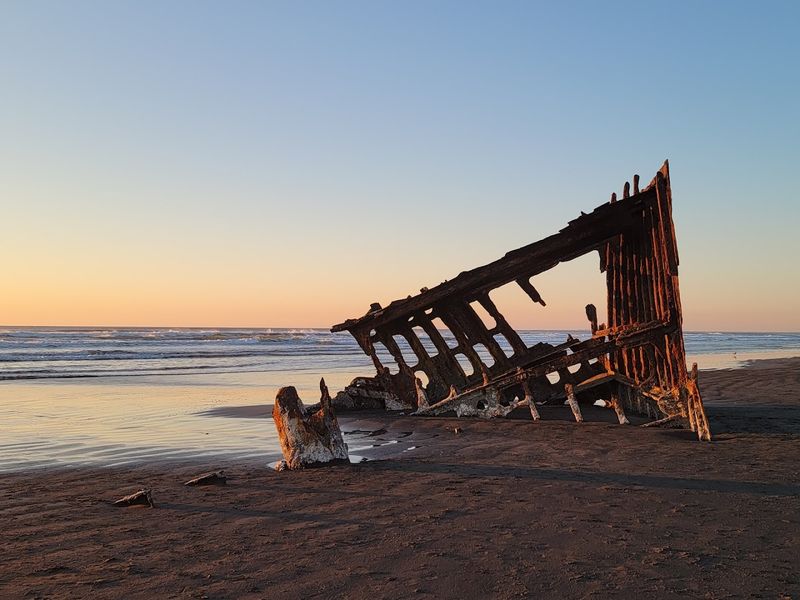 These 17 Family Adventures Make Oregon's State Parks Even More Fun - Decor Hint Fort Stevens State Park