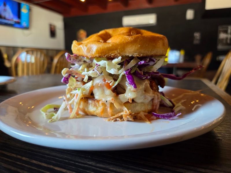 10 Nebraska Cheeseburgers So Tasty You'll Be Craving Them For Days - Decor Hint Everett's