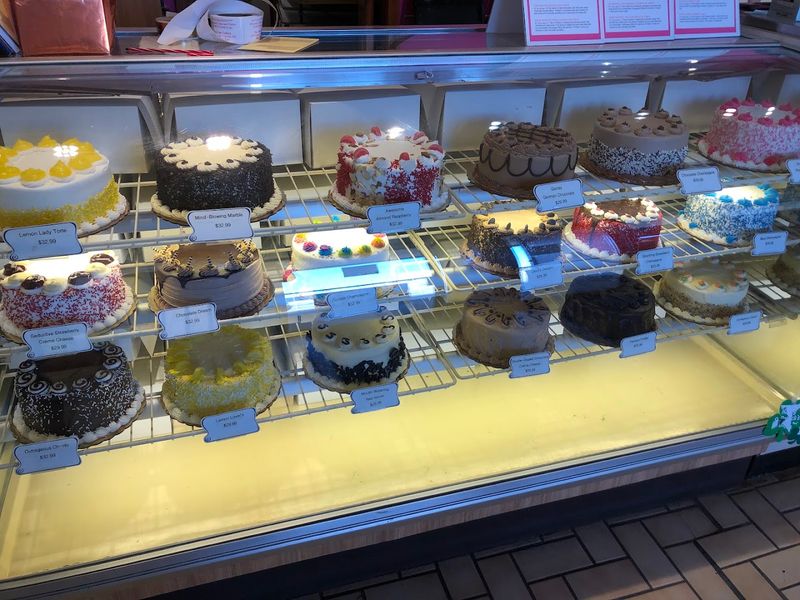 Custom Cakes Give The Bakery A Broader Identity