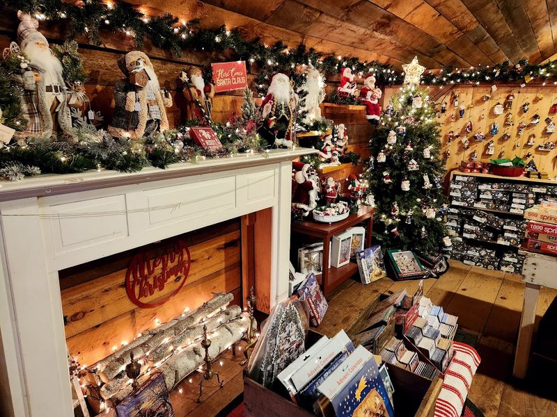This Charming Christmas Barn In Connecticut Is As Magical As It Sounds Even Beyond The Holiday Season - Decor Hint Rustic Decor Around Every Corner
