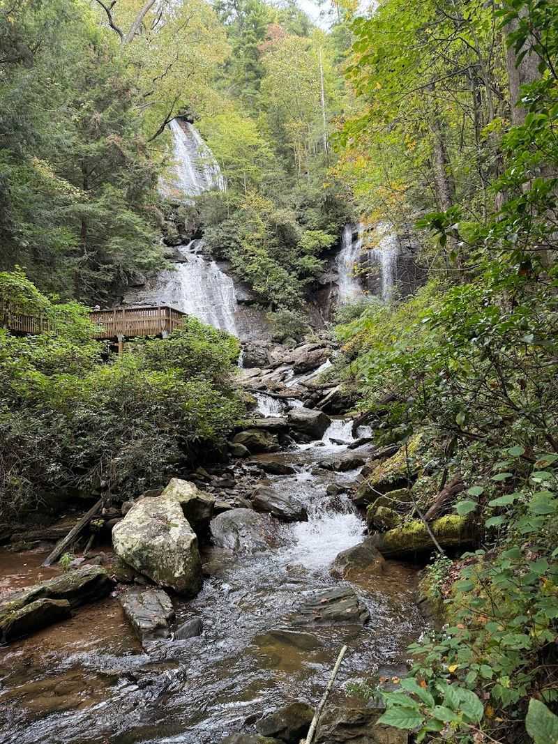 Close Proximity To The Charming Town Of Helen Georgia