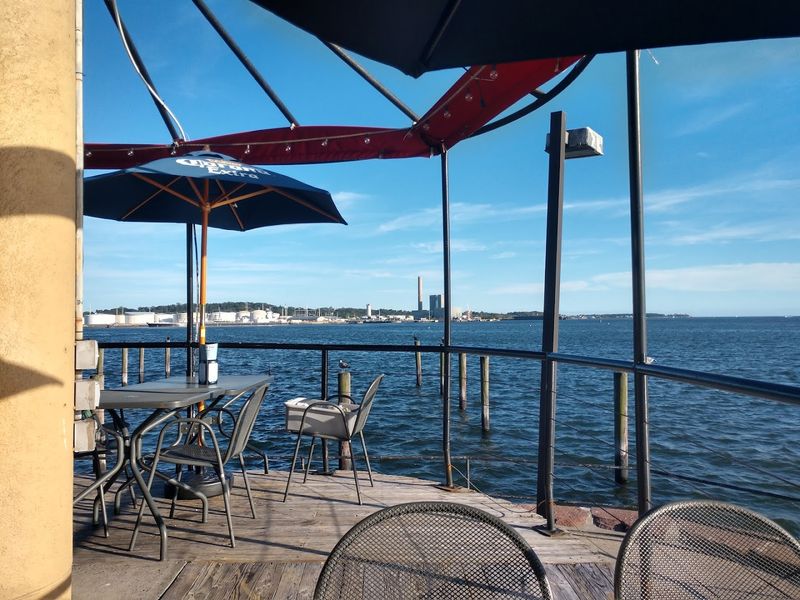 This Unassuming Connecticut Restaurant Is A Dream For Fried Seafood Fans - Decor Hint The Covered Deck Experience