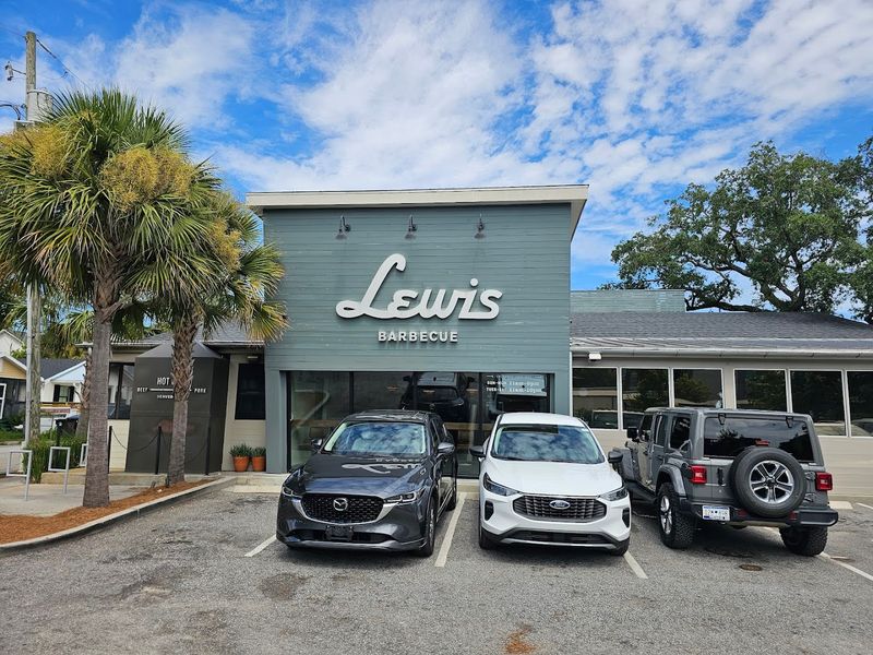 Lewis Barbecue, Charleston