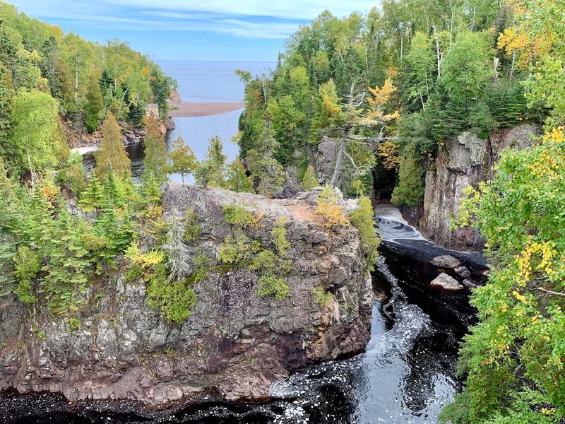 10 Beautiful Minnesota State Parks That Are Worth The Drive - Decor Hint Tettegouche State Park