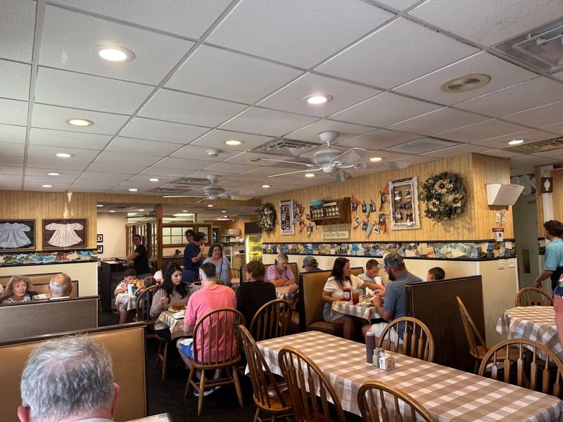 Yoder's Restaurant & Amish Village, Sarasota