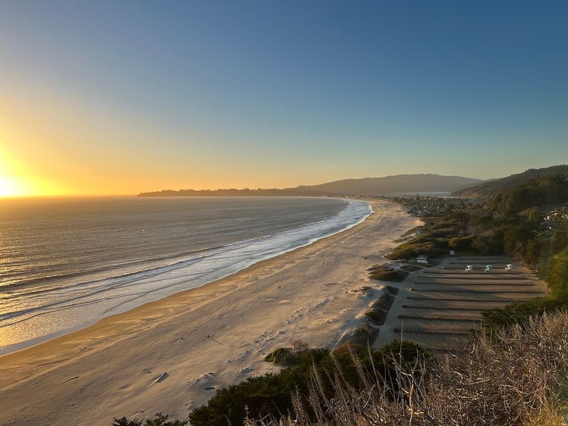 Let The Oceanfront Do Most Of The Work