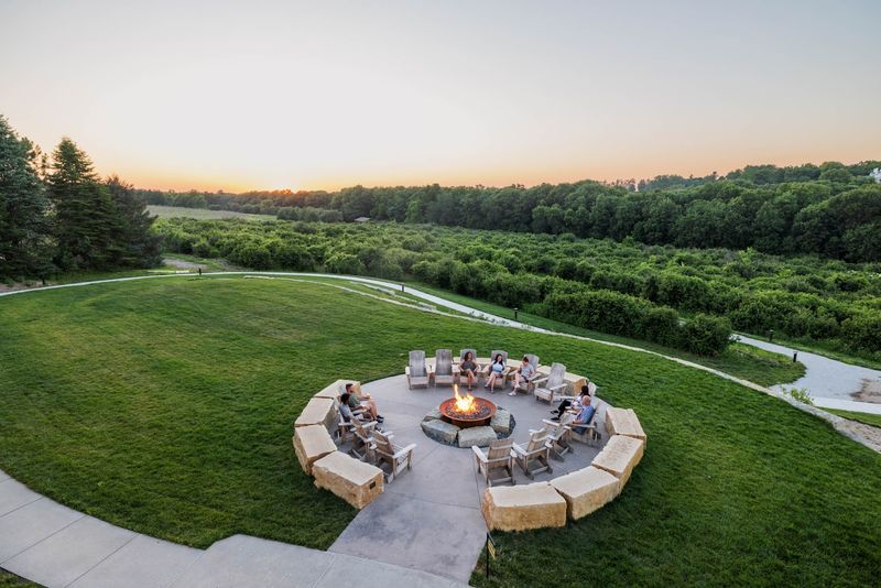 A Place That Earns Its Reputation For Romance