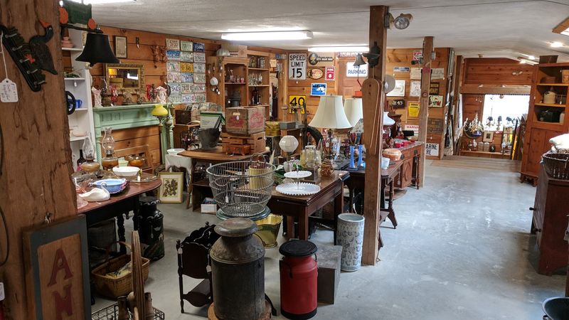 9 Rhode Island Antique Shops Packed With More Than You Could Ever Expect - Decor Hint Jules Antiques And General Store, Richmond