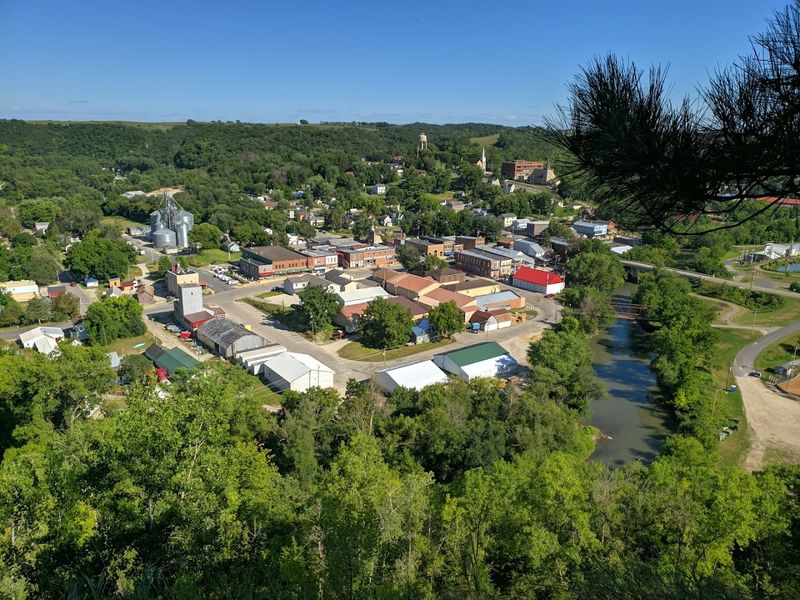 10 Minnesota Small Towns Where You Can Slow Down Without Spending Big - Decor Hint Lanesboro