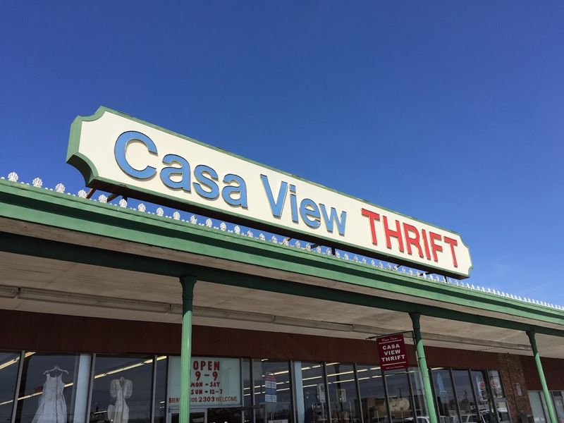 Casa View Thrift, Dallas